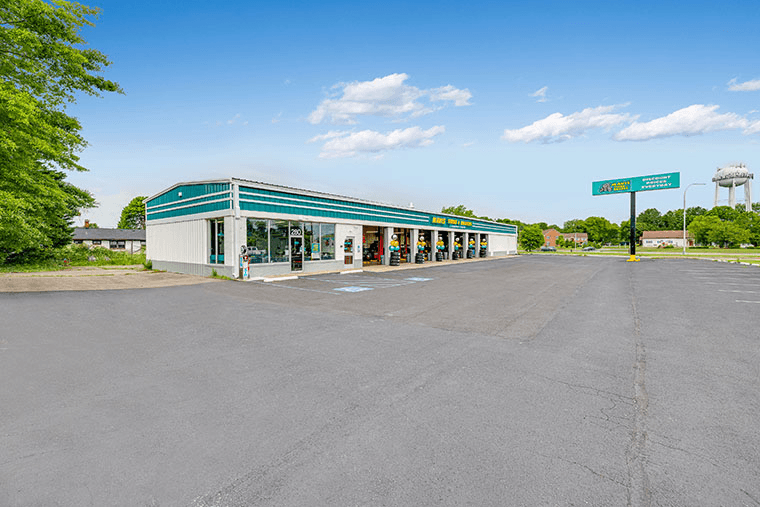 Store_2104 Tire Shop & Auto Repair in Dover, Delaware