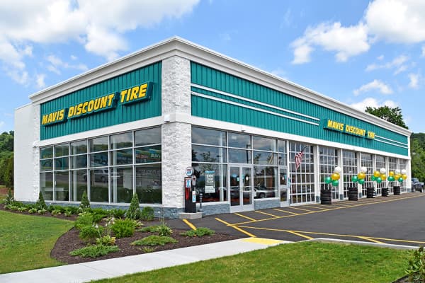 Mavis Discount Tire Tire Shop & Auto Repair Default Store Image for Stores without a specific image and that are named "Mavis Discount Tire"