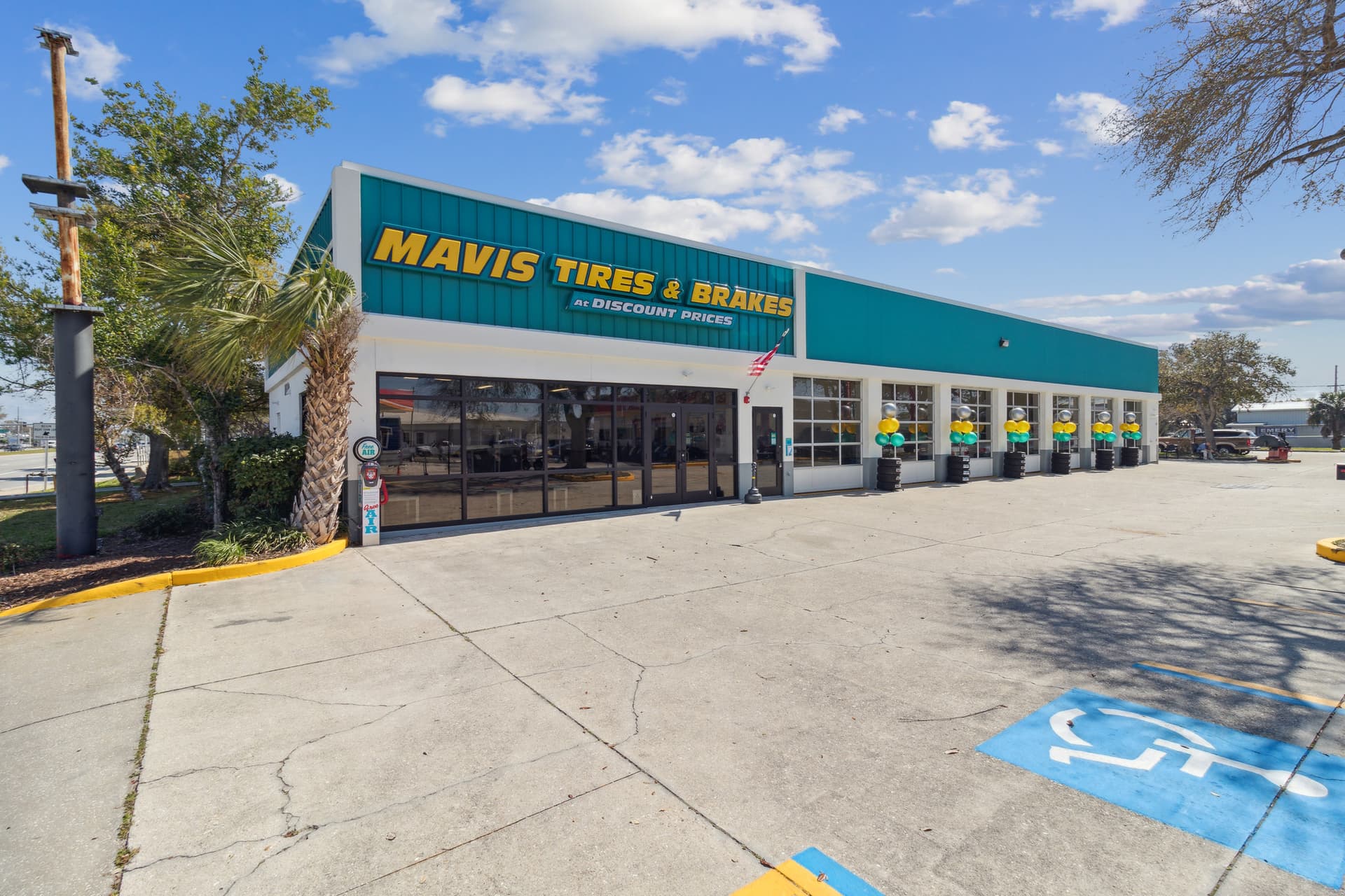 Store_4033 Tire Shop & Auto Repair in Englewood, Florida